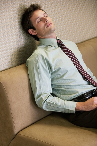 Tips Mengurangi Kembung dan Kelelahan karena Stress