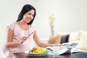 Tujuh Hal Penting Soal Makanan Ibu Hamil